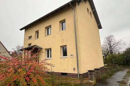 Zweifamilienhaus mit Doppelgarage - Liebenburg Othfresen