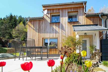 Haus zum Kaufen in Dippoldiswalde 219.000,00 € 90.02 m²