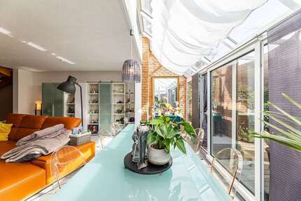 Haus zum Kaufen in Schwarzenbruck 575.000,00 € 184.3 m²
