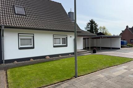 Doppelhaushälfte in einem TOP ZUSTAND - Neumünster Böcklersiedlung