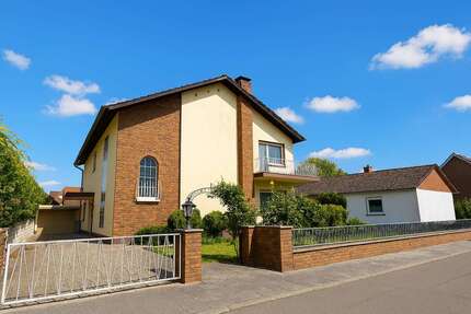 Haus zum Kaufen in Worms Pfeddersheim 589.000,00 € 208 m² - Worms / Pfeddersheim