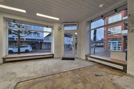 Einzelhandelsgeschäft, Bad Schwartau, 126 qm, im Zentrum, zu vermieten