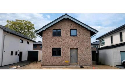 Freist. Einfamilienhaus in Heinsberg-Porselen zu vermieten!