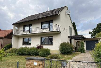 Einziehen und Wohlfühlen - gepflegtes Einfamilienhaus mit großem Gartengrundstück in idyllischer Lage von Kalletal - Kalletal-Langenholzhausen