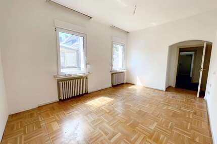 Wohnung zum Mieten in Krefeld 656,00 € 82 m²