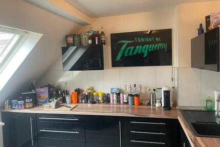 Wohnung ggf. mit Garage im Herzen Neukirchen Vluyn zu vermieten. - Moers Schwafheim