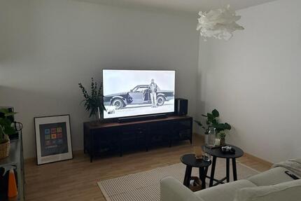 2-Zi Wohnung mit Balkon & Stellplatz – möbliert möglich – Erfurt