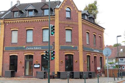Historisches Wohn- und Geschäftshaus - Düsseldorf Stadtbezirk 9