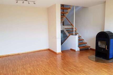 Haus zum Mieten in Steinenbronn 2.600,00 € 165 m²