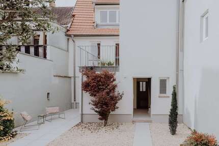 Haus zum Kaufen in Ladenburg 1.296.000,00 € 188 m²