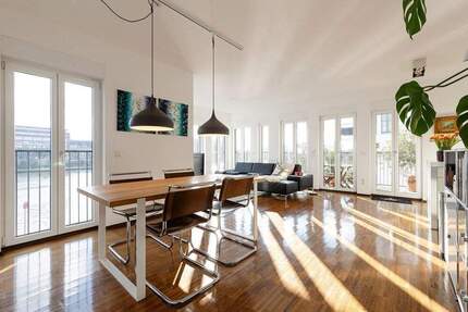 Exklusives Wohnen in erster Mainreihe - Drei-Zimmer-Designwohnung im Westhafen - Frankfurt am Main Gallus