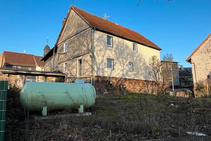 Fachwerkhaus mit Scheune - 99.950,00&nbsp;EUR Kaufpreis, ca.&nbsp; 120,00&nbsp;m&sup2; in Rabenau (PLZ: 35466)