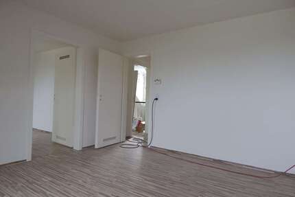 Wohnung zum Mieten in Düsseldorf 450,00 € 42.74 m²