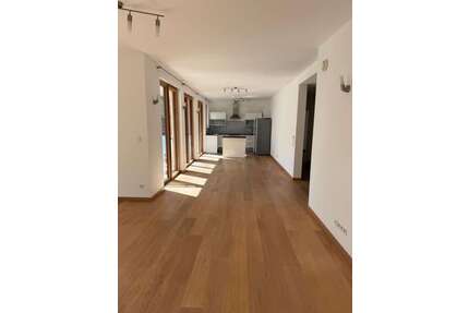 Wohnung zum Mieten in Stuttgart 2.150,00 € 110 m²