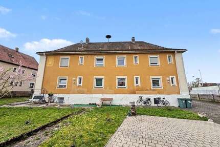 Haus zum Kaufen in Feuchtwangen 549.000,00 € 296.27 m²