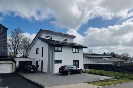 Haus zum Kaufen in Nordrhein-Westfalen - Vlotho 496.000,00 € 177 m²