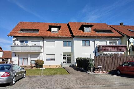 2,5 Zimmer-DG-Wohnung mit Loggia - Crailsheim