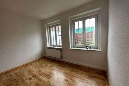 Wohnung zum Mieten in Dessau-Roßlau 440,00 € 54.12 m²