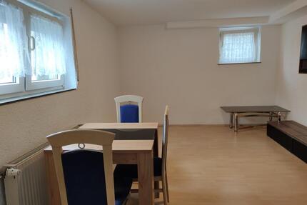 Souterrain-Wohnung mit EBK in Butzbach!