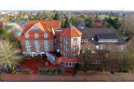 Haus zum Kaufen in Wiesmoor 1.800.000,00 € 2280 m²