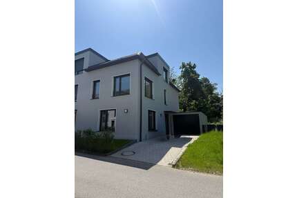 Haus zum Mieten in Kerpen Türnich 2.470,00 € 159.5 m² - Kerpen / Türnich