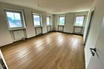 Wohnung zum Mieten in Massenhausen 825,00 € 66 m²