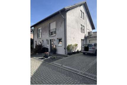Haus zum Kaufen in Duisburg 549.000,00 € 145 m²