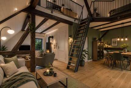 Haus zum Kaufen in Eggenstein-Leopoldshafen Eggenstein 695.000,00 € 183 m² - Eggenstein-Leopoldshafen / Eggenstein