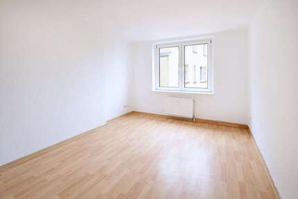 Wohnung zum Mieten in Brandenburg an der Havel 330,00 € 34.24 m²