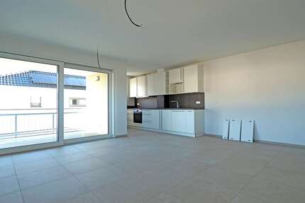 Wohnung zum Mieten in Frickenhausen 1.100,00 € 73.37 m²