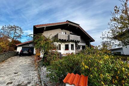 Attraktives Einfamilienhaus mit Einliegerwohnung, Garten & vie - Hauzenberg