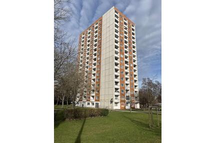 Am Anger 22, helle 1,5 ZKB Wohnung im 8.OG *ab sofort* zu vermieten - Dresden Blasewitz