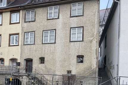 Haus zum Kaufen in Meßkirch 90.000,00 € 160 m²