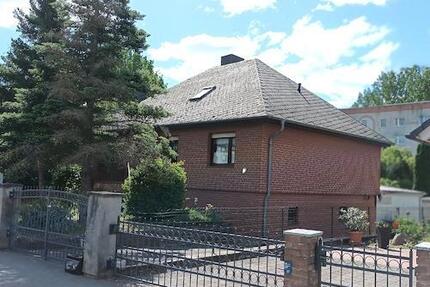 Solides Einfamilienhaus in Wolmirstedt mit universellem Entwicklungs-Potential