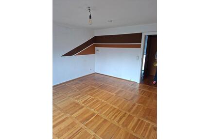 Dachgeschosswohnung gerne an Studenten - Aachen Aachen-Mitte