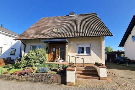 Gepflegtes Haus mit Traumgarten sucht neue Bewohner - Hasselroth-Niedermittlau