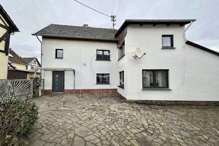 Haus zum Kaufen in Oberdürenbach 150.000,00 € 108 m²