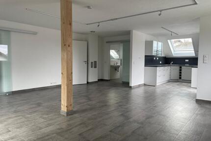 Waldstetten b. Donzdorf offene 2-Zi-Wgh Nutzﬂäche 95,40 m2 Loft