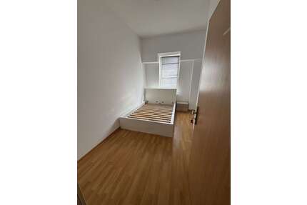 Wohnung zum Mieten in Raunheim 480,00 € 18 m²