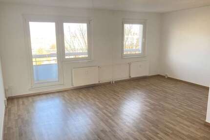 Wohnung zum Mieten in Magdeburg 412,00 € 68.53 m²