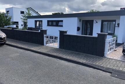 Bungalow in Möhnesee-Günne | 943 m² Grundstück | Pool | PV-Anlage