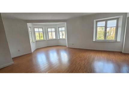 3-Zimmer-Altbauwohnung in Nürnberg Südstadt