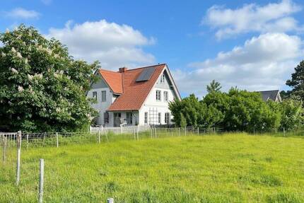 Exklusiver Inseltraum in Wyk: Großzügige Ferienimmobilie mit Sauna und Kaminofen - Wyk auf Föhr