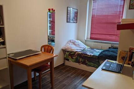 Furnished Room in WG, München Großhadern, U6
