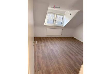 Frisch renovierte Dachgeschosswohnung in zentraler Lage von Prüm - Bezug ab 01.08.2026