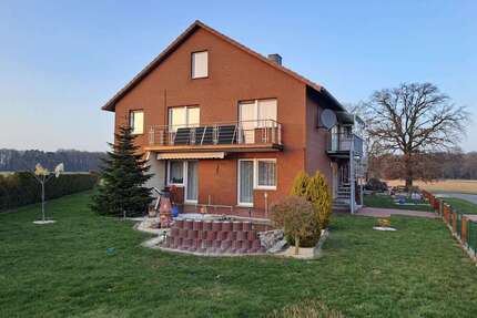 Haus zum Kaufen in Petershagen 329.000,00 € 250 m²