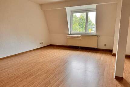 Wohnung zum Mieten in Zeulenroda-Triebes 250,00 € 46.92 m²