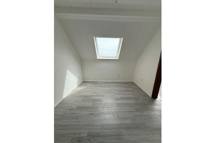 Frisch renovierte, helle Wohnung in Weißenthurm | Ruhige Lage