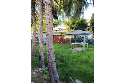 Privater Garten zu vermieten - 150,00&nbsp;EUR Kaltmiete, ca.&nbsp; 0,00&nbsp;m&sup2; in Lünen (PLZ: 44536) Brambauer