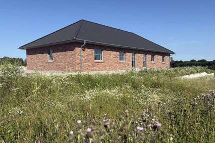 Haus zum Kaufen in Böklund 450.000,00 € 170 m²